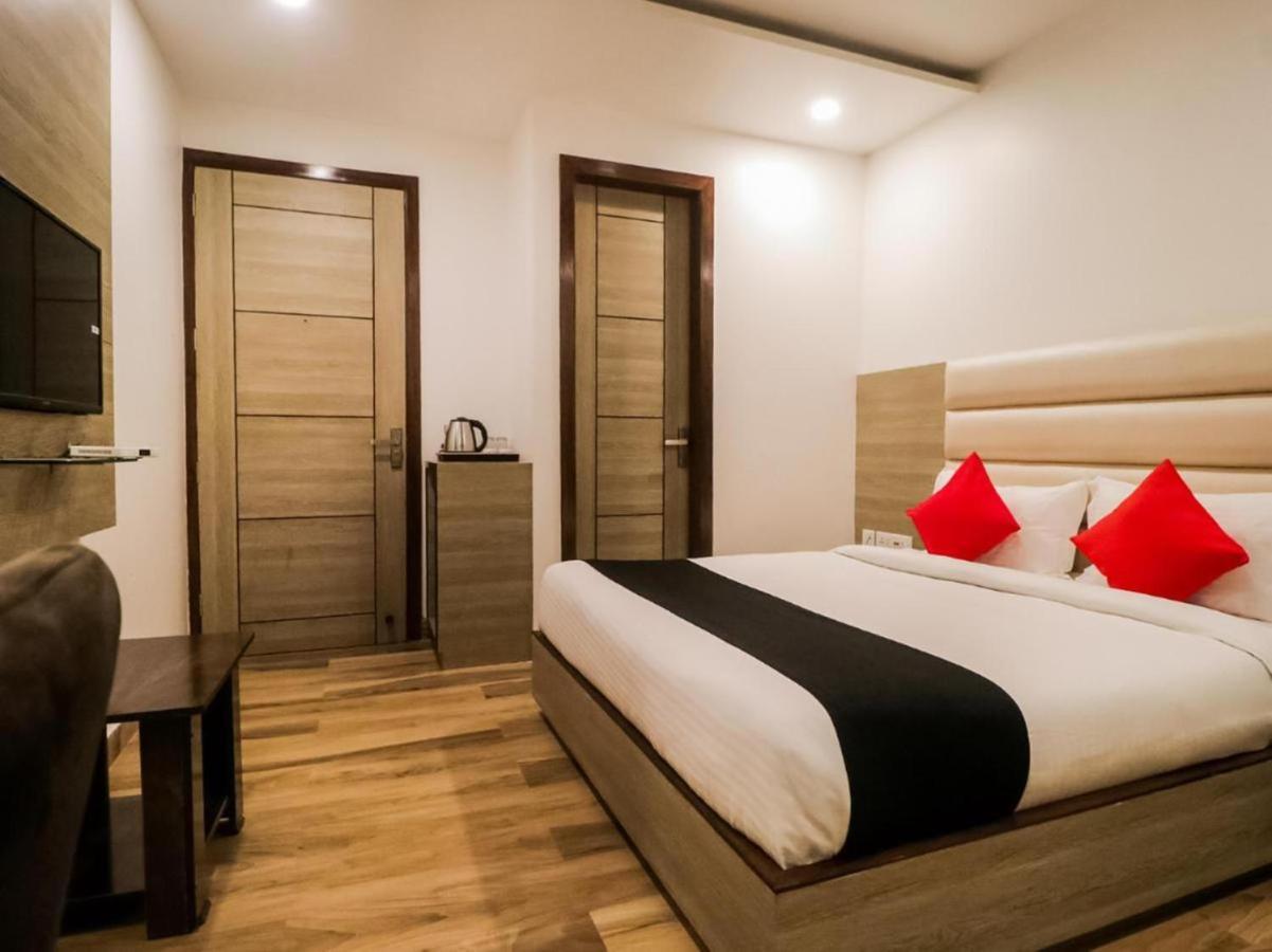 Hotel Gn Pride Amritsar Esterno foto